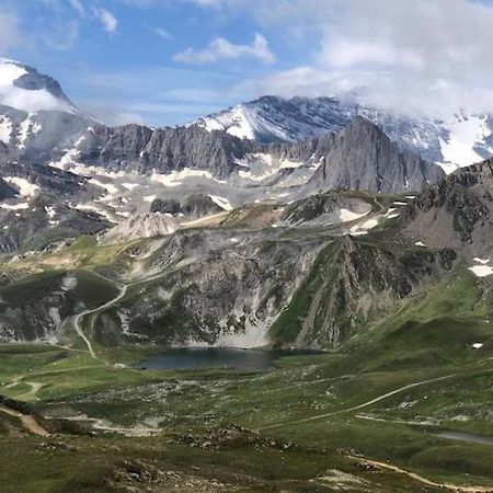 Tignes 2100, Tout Confort Luaran gambar