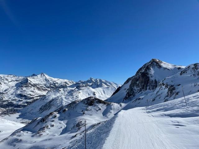 Tignes 2100, Tout Confort Luaran gambar